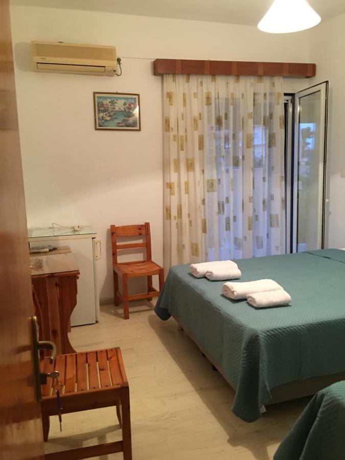 Villa Politis Poros  Luaran gambar